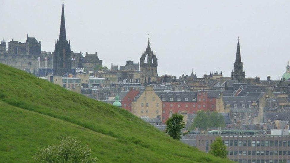 Edinburgh skyline