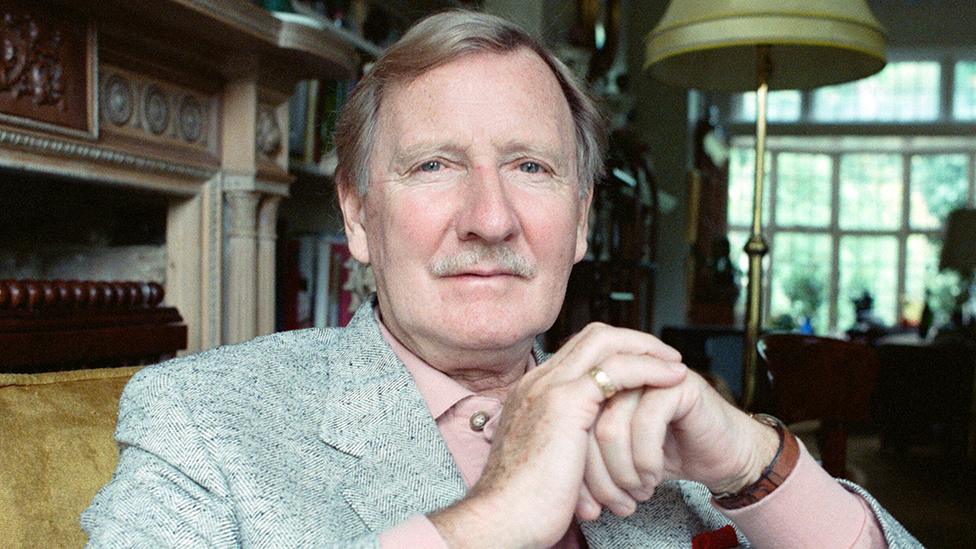 Leslie Phillips