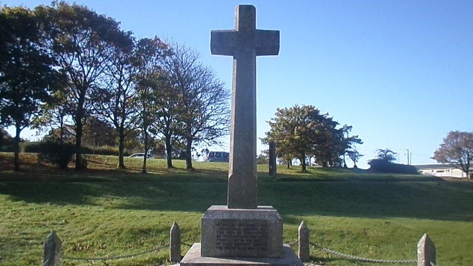 war memorial