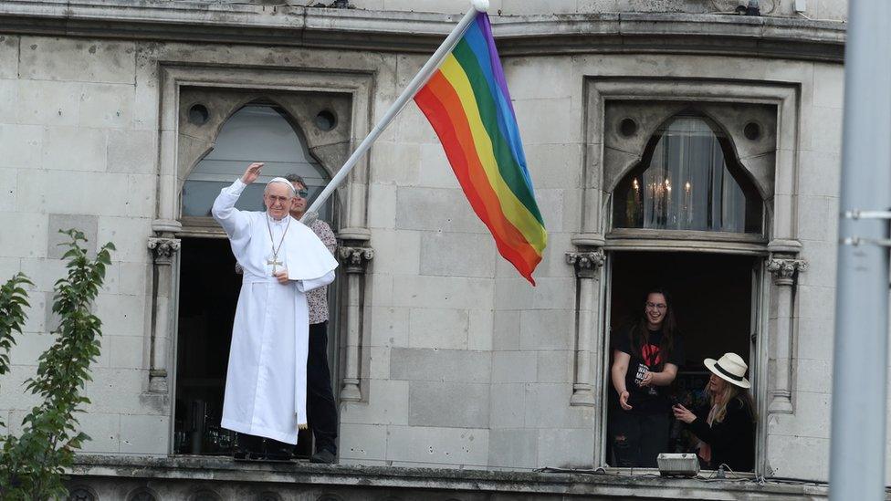 Pope flag