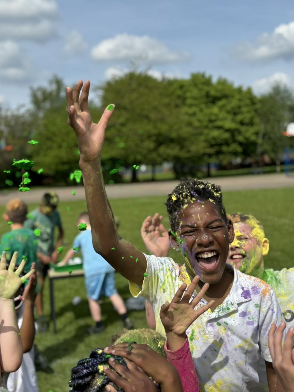 In Pictures Leicestershire School Children Take Part In colour Dash in-pictures-leicestershire-school-children-take-part-in-colour-dash