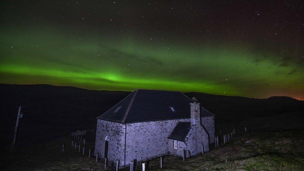 Northern lights over Brettabister