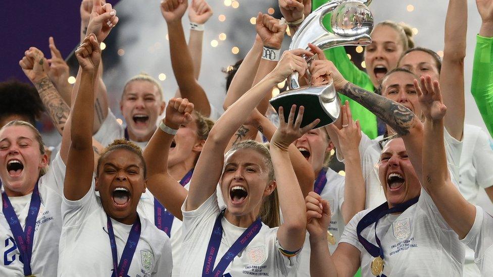 England lift European trophy