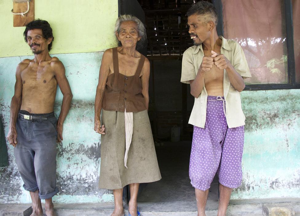 Sipon with her two sons, Dipon and Jamun