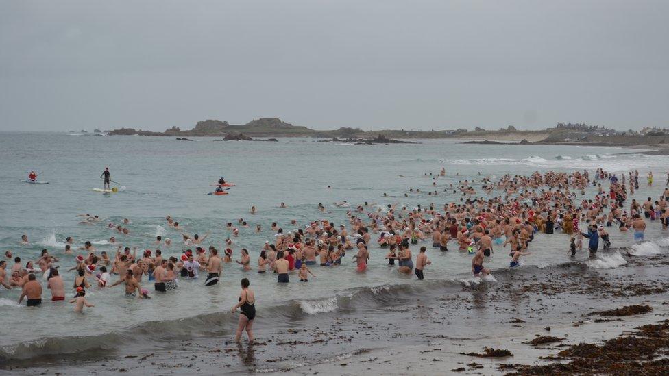 Boxing Day swim, Guernsey