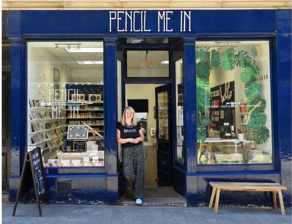 Pencil Me In in Elgin