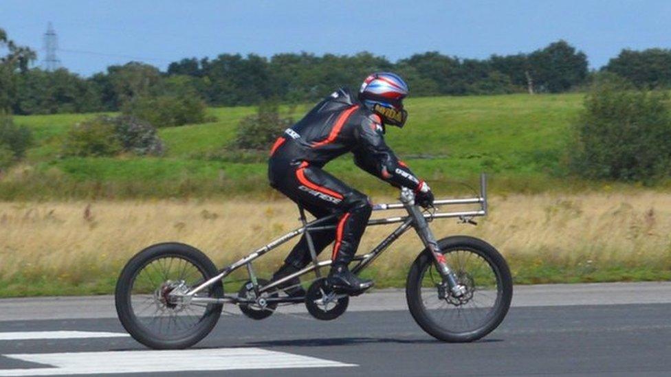 Neil-Campbell-cycling-speed-record.