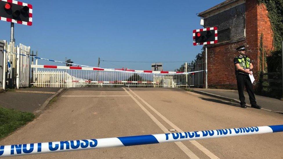 Stoke Canon level crossing