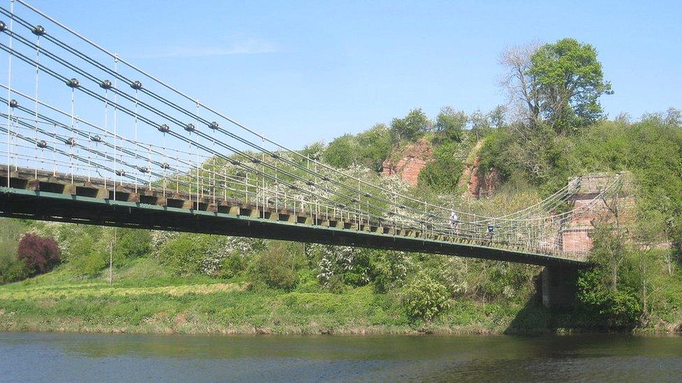 Union Chain Bridge