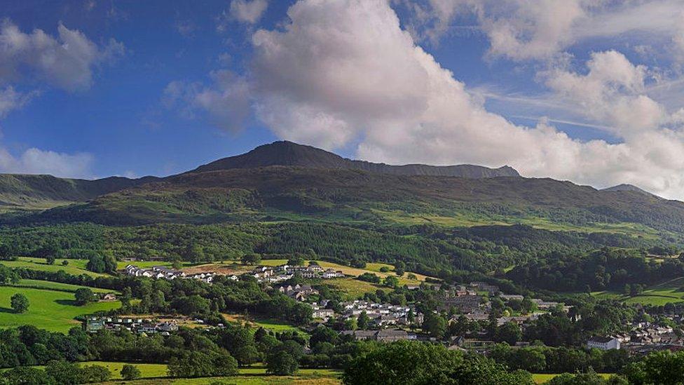 A view of Cadair Idris and Dolgellau