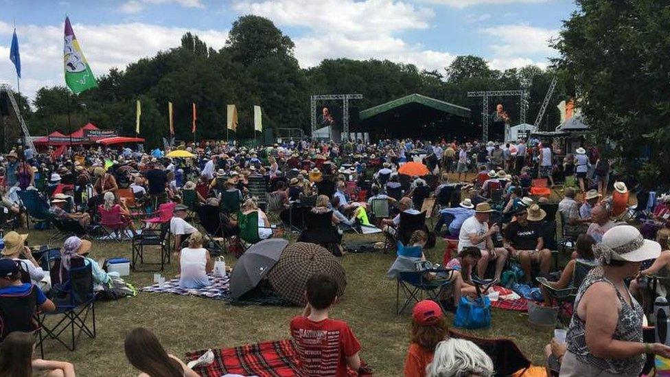 Crowd at Folk Festival