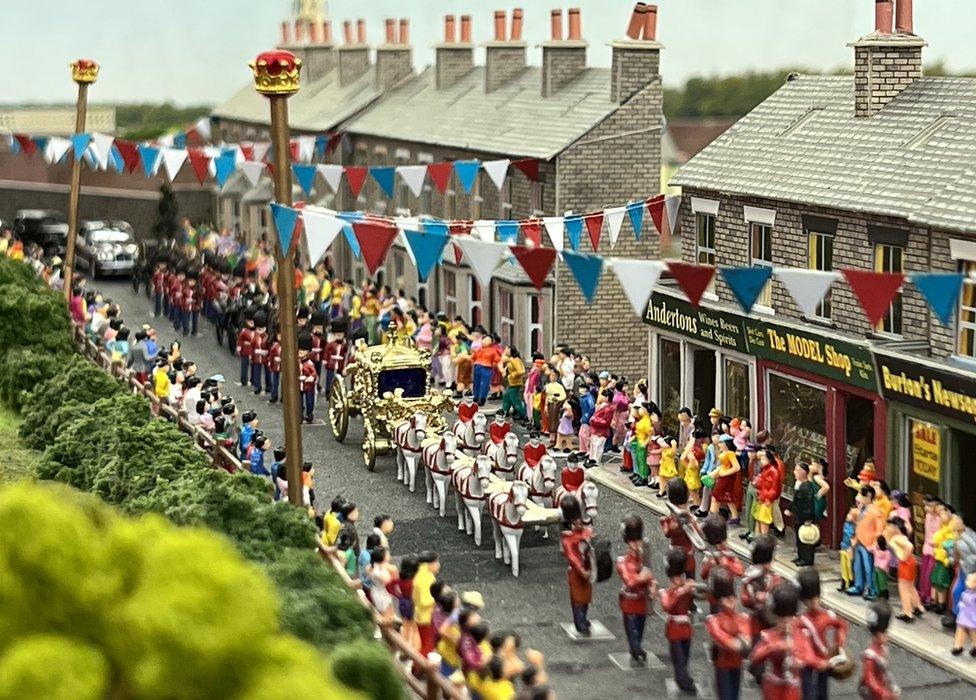 A model Coronation procession by Milton Keynes Model Railway Society