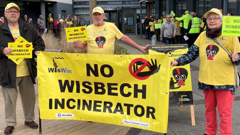 Protesters against Wisbech incinerator scheme