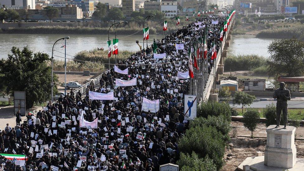 Iran mourners.