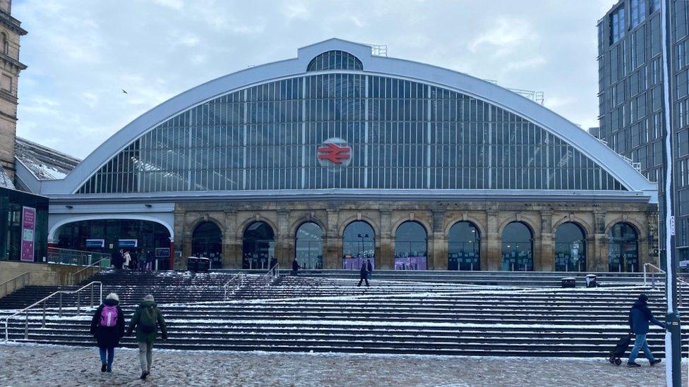 Lime street station