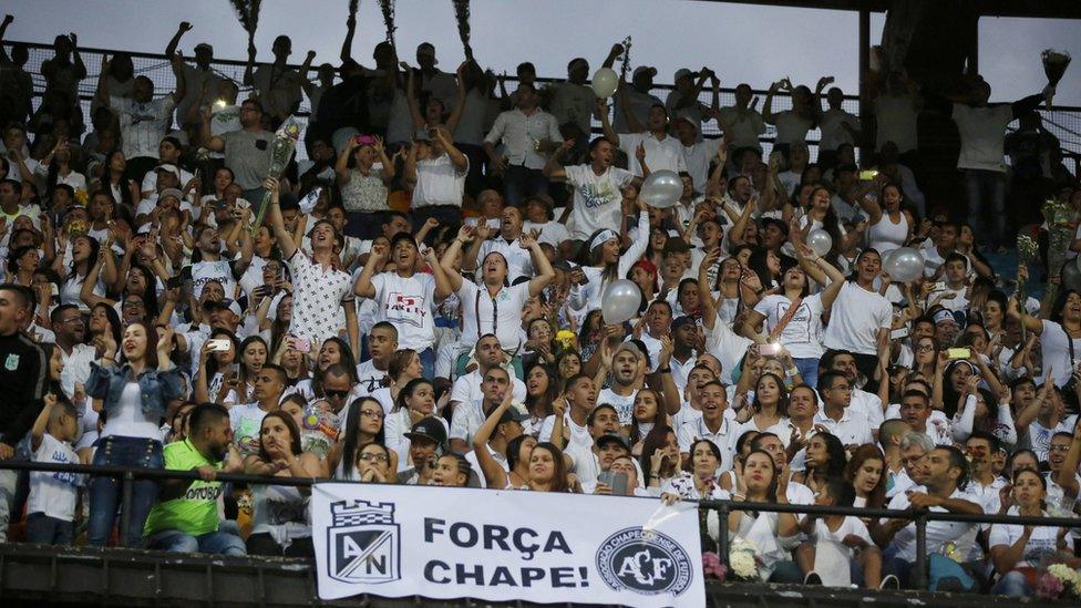 Atletico Nacional fans pay tribute to players of Brazilian club Chapecoense in Medellin, Colombia, September 30, 2016