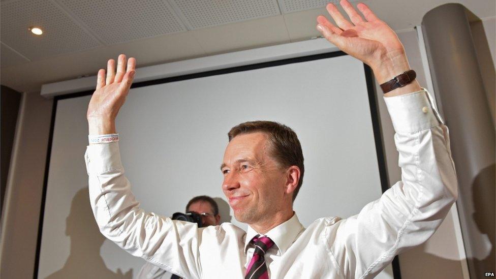 Bernd Lucke elected new Alfa leader (19 July)