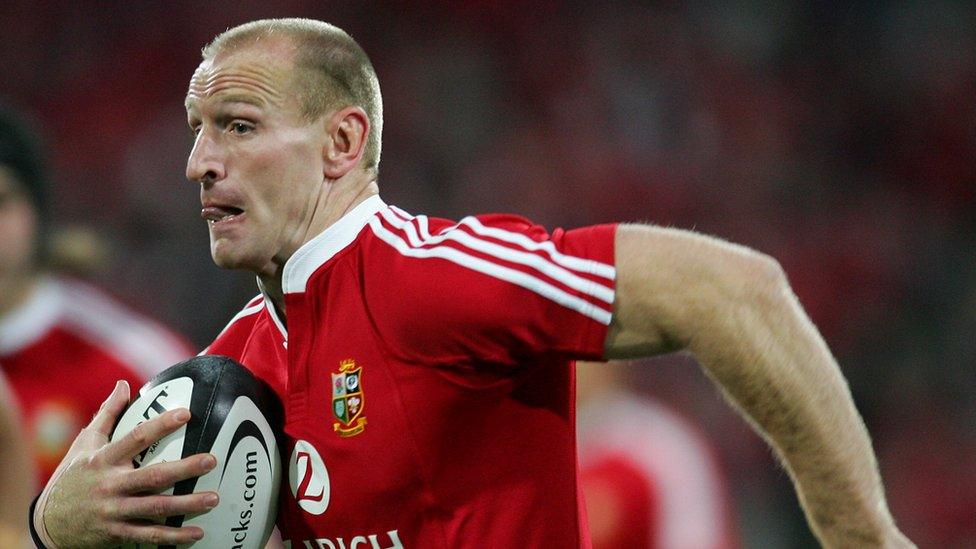 Gareth Thomas playing for Lions