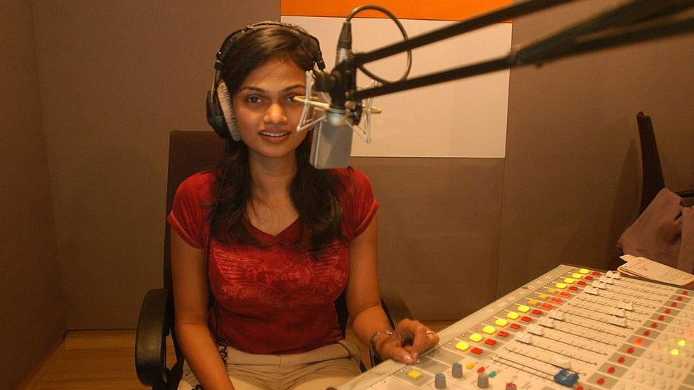 RJ Suchitra