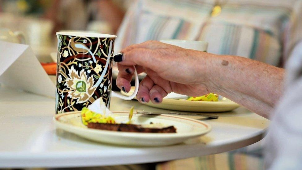 Tea at Pontlliw Park in Swansea