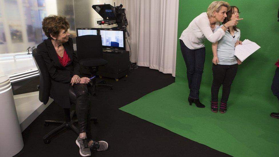 Melanie Segard in the France 2 weather studio