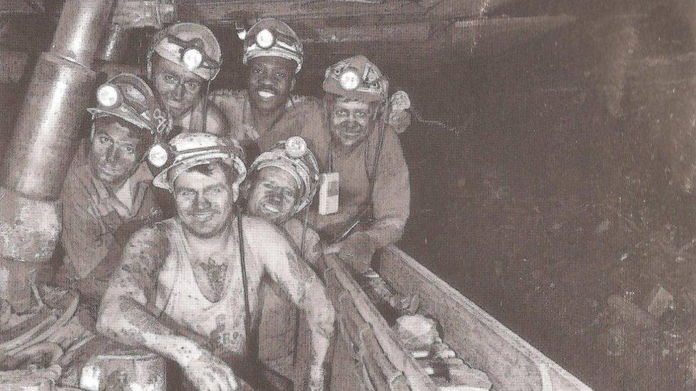 Miners at Calverton pit