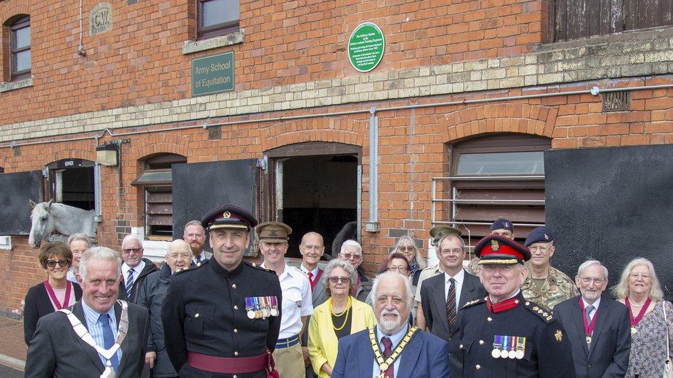 Plaque unveiling