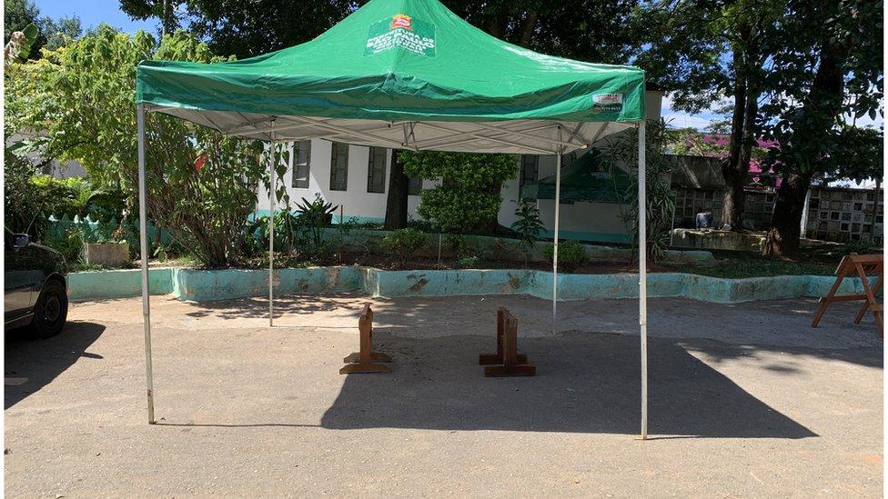 Makeshift chapel at Vila Formosa, Latin America's biggest cemetery