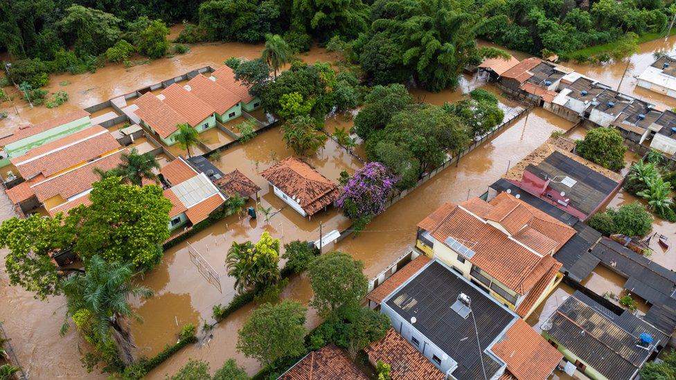 Aerial view of flooded houses in Juatuba