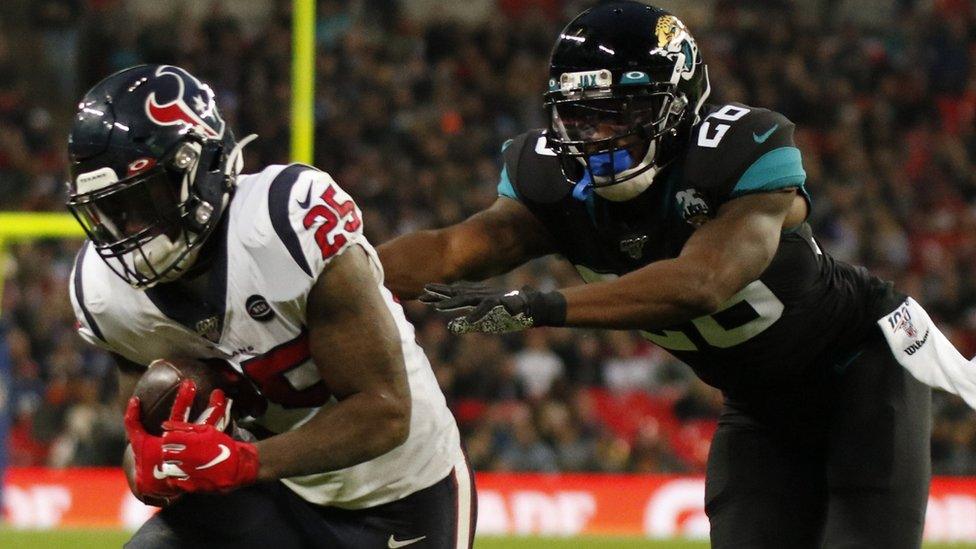 Houston Texans Running Back Duke Johnson (25) during the NFL game between the Houston Texans and Jacksonville Jaguars on November 3, 2019, at Wembley Stadium