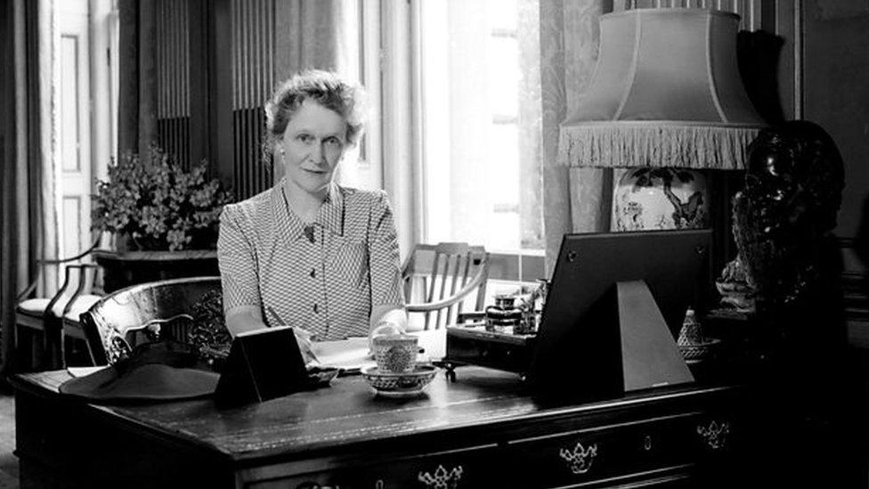 Nancy- Astor.