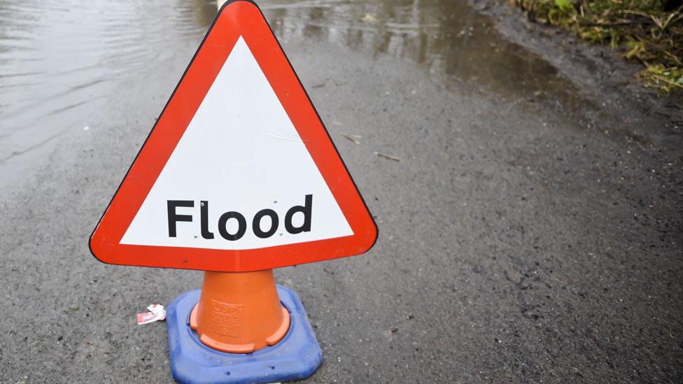 Flood sign