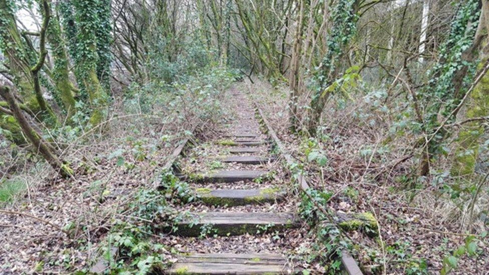 Disused railway line