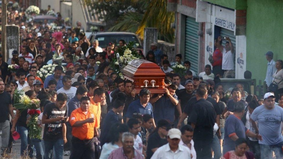 Gisele Mota's funeral, 2 Dec 15