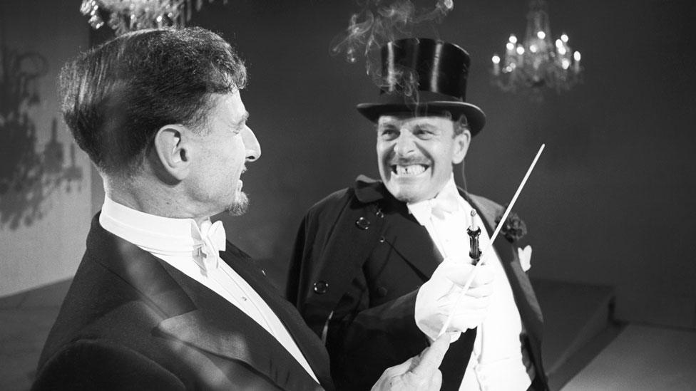 Harry Rabinowitz with Terry-Thomas in 1963