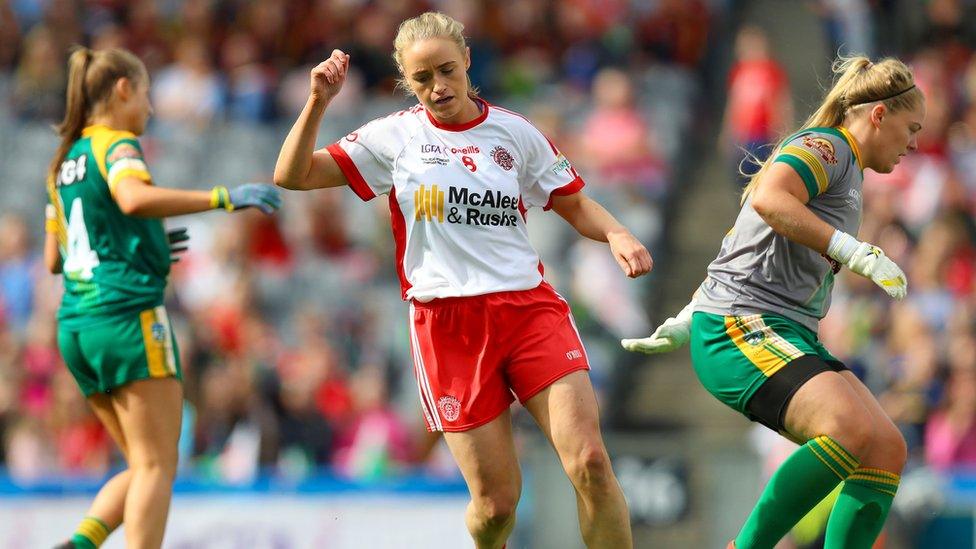 A goal in the fourth minute by midfielder Neamh Woods put Tyrone on the victory path in Dublin