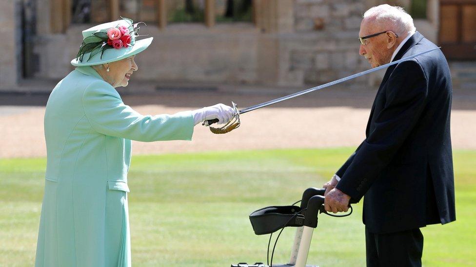 Queen knighting Captain Sir Tom Moore