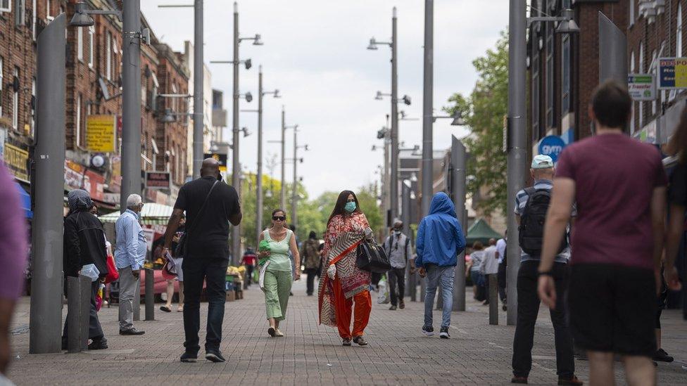 street scene during covid-19