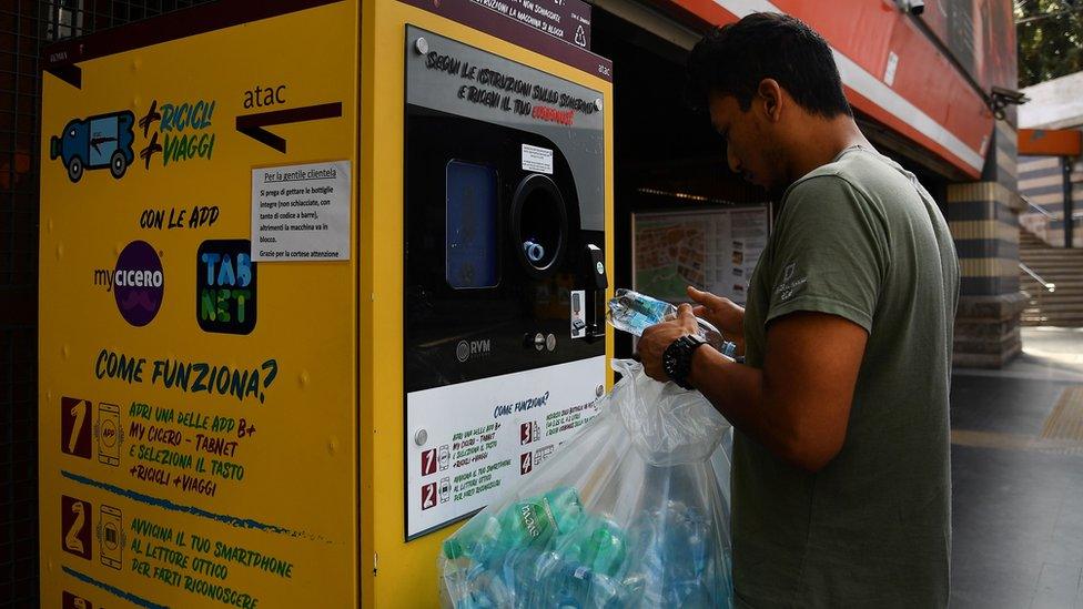 Reverse vending machine