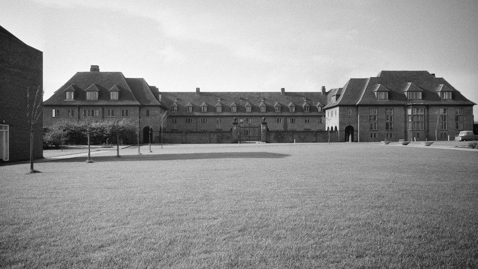 Henderson Old Hall in 1930s