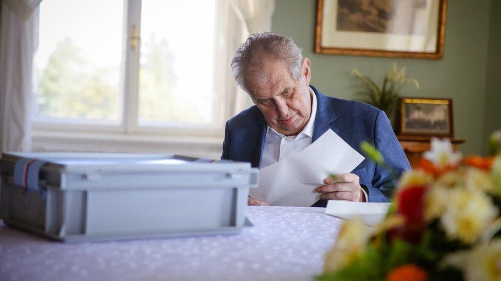 A photo from the Czech presidential press office showing Milos Zeman voting on Friday 8 October 2021