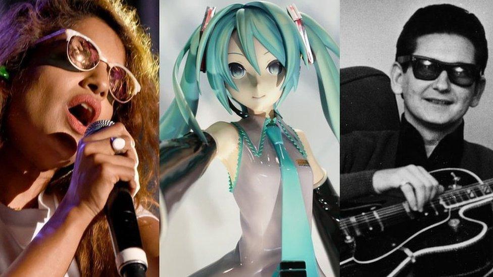 Mia, Hatsune Miku and Roy Orbison