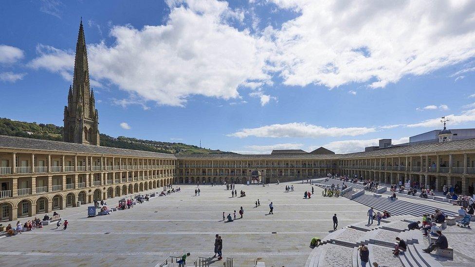 Piece Hall, Halifax