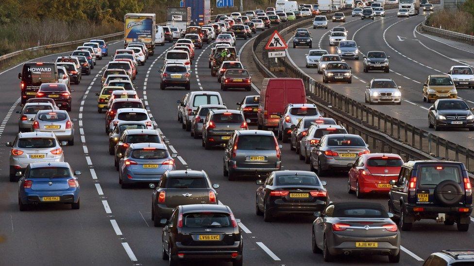 Traffic on the M1 motorway on 2 October 2016.