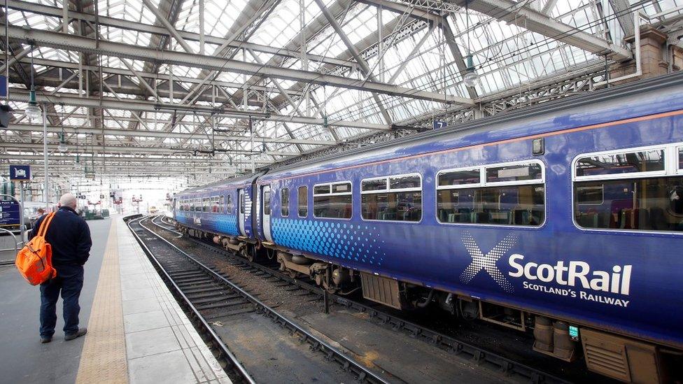 trains in glasgow central