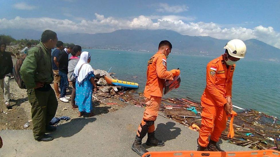 Rescue teams search for survivors. Photo: 29 September 2018