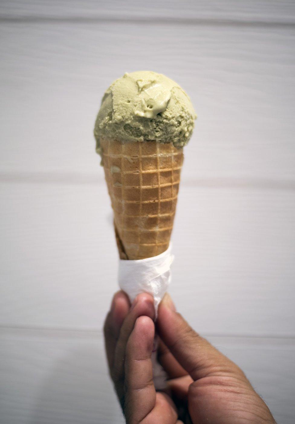 Green tea scoop