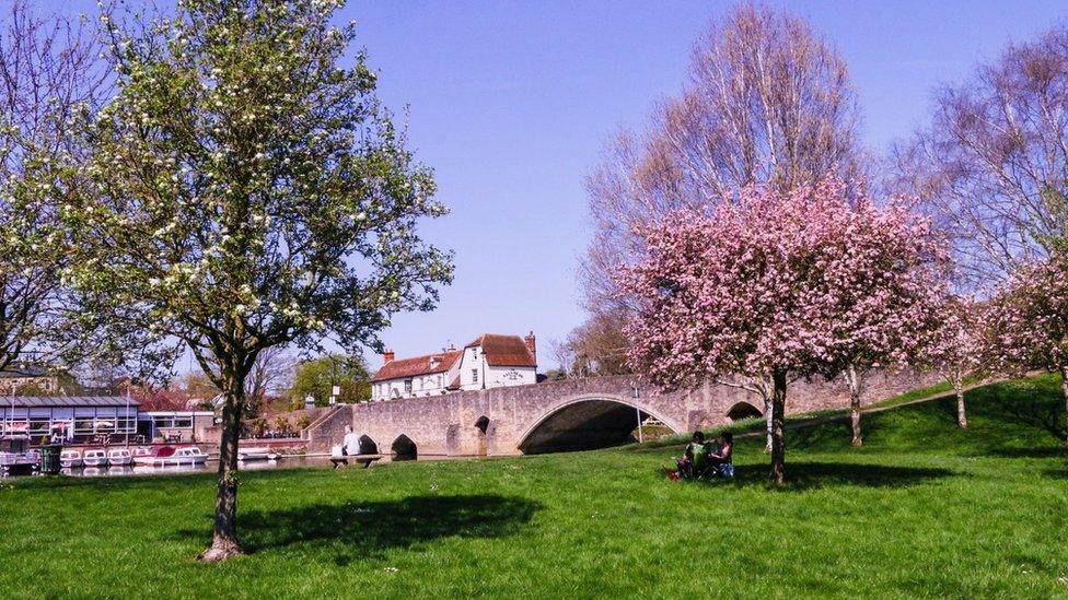 Abingdon in sunshine on Thursday