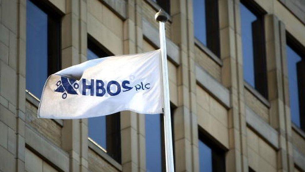 Flag displaying the old HBOS logo