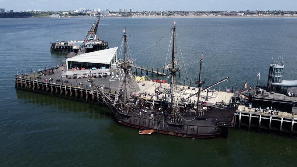 El Galeon at Southend Pier